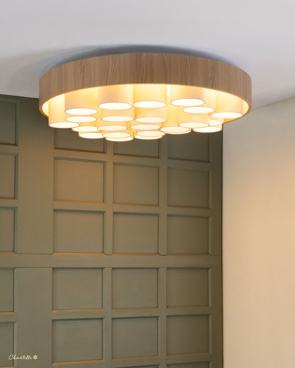 Wood Effect Flush Fitting with Multiple Shades - 077340