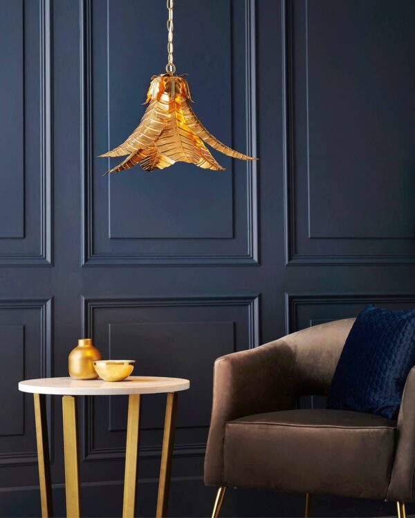 Leaf shape single pendant light