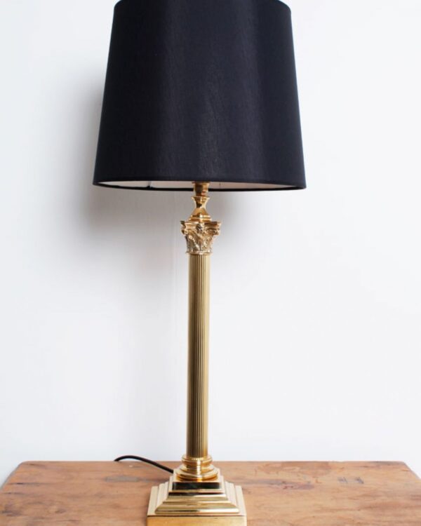 Decorative brass table lamp with fabric shade - 033081