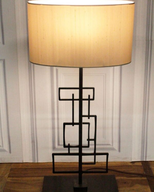 Decorative table lamp with silk shade - 043942