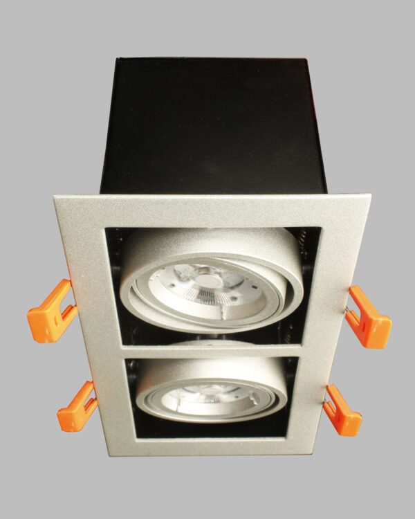 Adjustable double recessed grille downlight - 053468