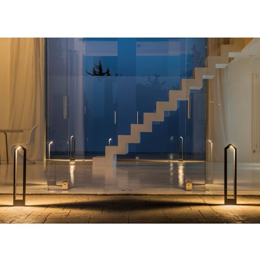LED outdoor floor stand light