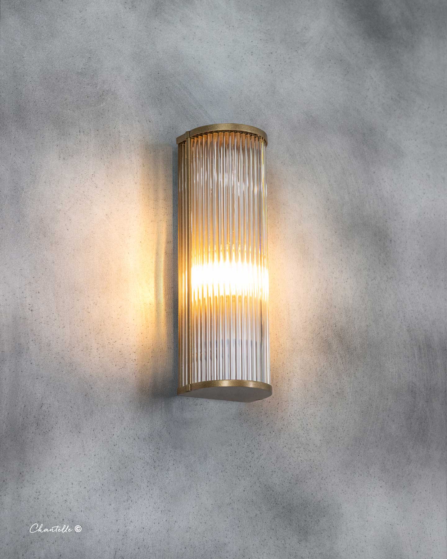 The Antique Brass Ribbed Cylindrical Wall Light - 078170